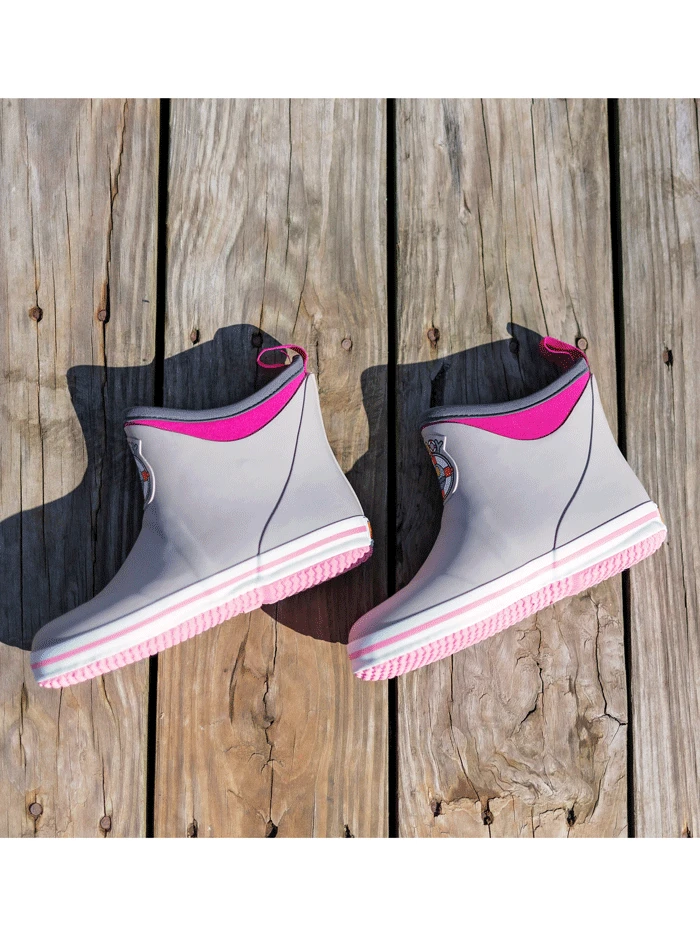 Buoy BB104 Kids Rubber Boots Grey And Pink - Image 2
